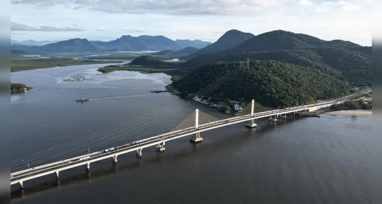 Governo do PR divulga imagens da preparação para inauguração da Ponte de Guaratuba