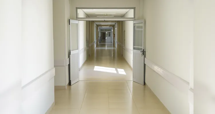 Prefeita Fernanda garante 10 novas UTI's para hospital de São Mateus do Sul