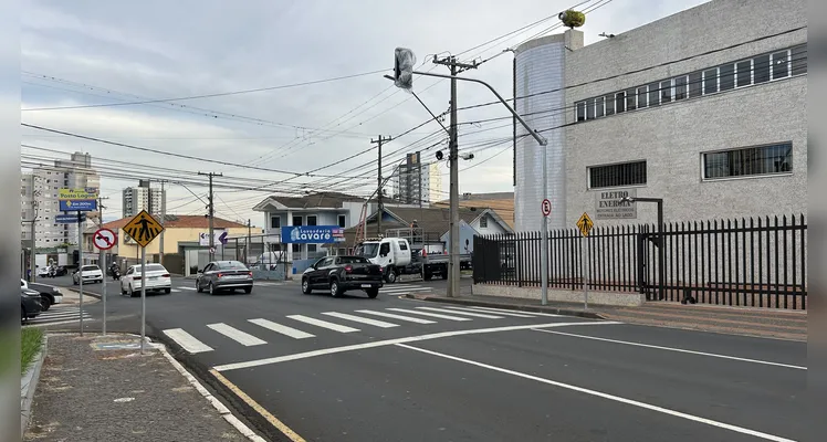 Os três semáforos do cruzamento entre a Avenida Balduíno Taques e Rua José do Patrocínio devem funcionar a partir de maio em Ponta Grossa.