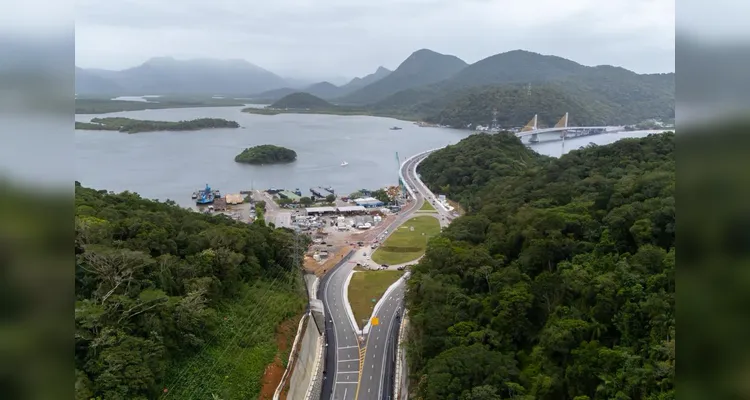 Ponte de Guaratuba é liberada totalmente para veículos após maratona no Litoral do Paraná