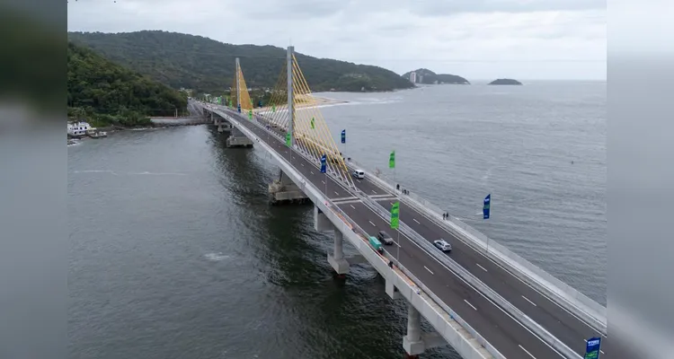 Ponte de Guaratuba é liberada totalmente para veículos após maratona no Litoral do Paraná