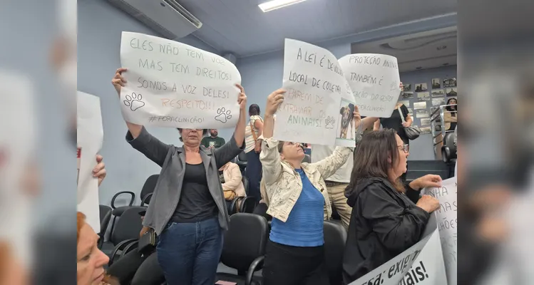 Populares vão à Câmara para manifestar descontentamento com empresa do CRAR de PG