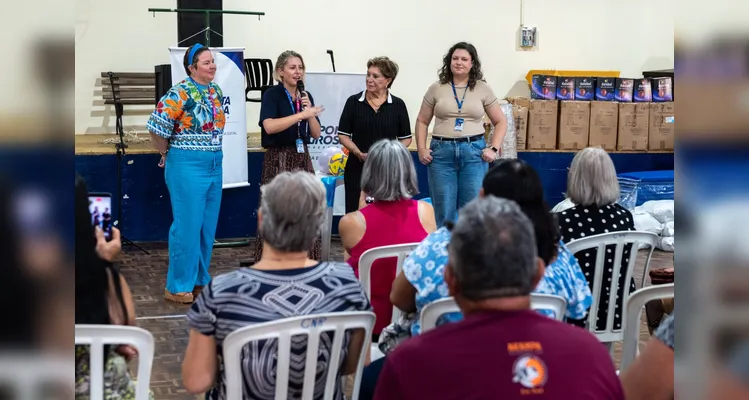 O Centro de Convivência do Idoso (CECON) Nova Rússia recebeu novos materiais para a prática de esportes pela Prefeitura de Ponta Grossa