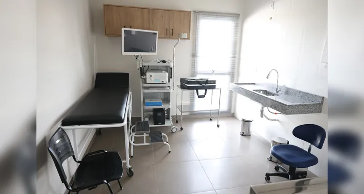 Ratinho Junior inaugura Centro de Especialidades e anuncia maternidade em Sengés