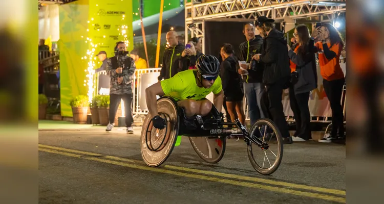 Segundo dia da Maratona Internacional do Paraná