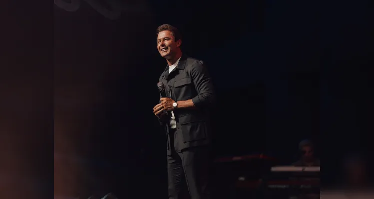 O autor Junior Rostirola, conhecido pelo best-seller Café com Deus Pai, virá a Telêmaco Borba (PR) em maio