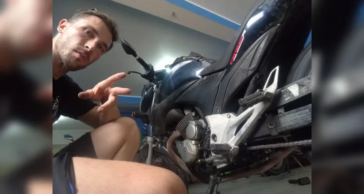 Professor de Ponta Grossa chega a Lima, no Peru, de moto; seu destino é o Alasca