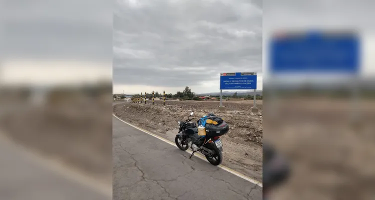 Professor de Ponta Grossa chega a Lima, no Peru, de moto; seu destino é o Alasca