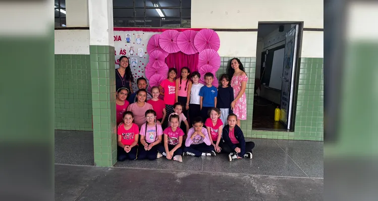 A turma assistiu ao conteúdo do Vamos Ler e produziu um painel especial, que trouxe importantes reflexões.