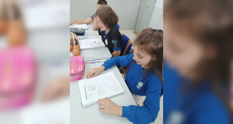 Confira as imagens do trabalho em sala de aula.