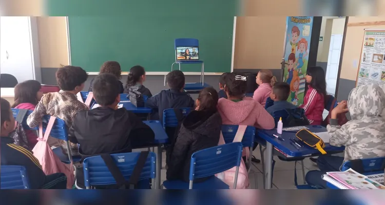 Veja a série de registros do amplo e diversificado trabalho em sala de aula.