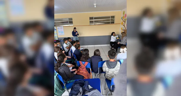 Veja a série de registros do amplo e diversificado trabalho em sala de aula.