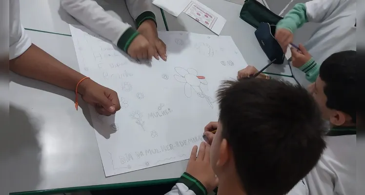 Confira a série de registros do amplo trabalho aplicado em sala de aula.