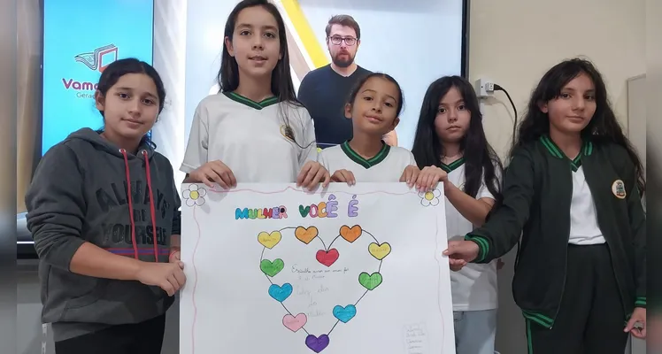 Confira a série de registros do amplo trabalho aplicado em sala de aula.