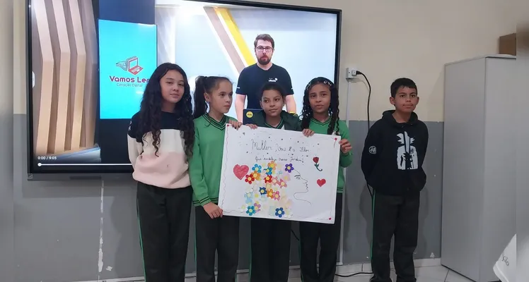 Confira a série de registros do amplo trabalho aplicado em sala de aula.