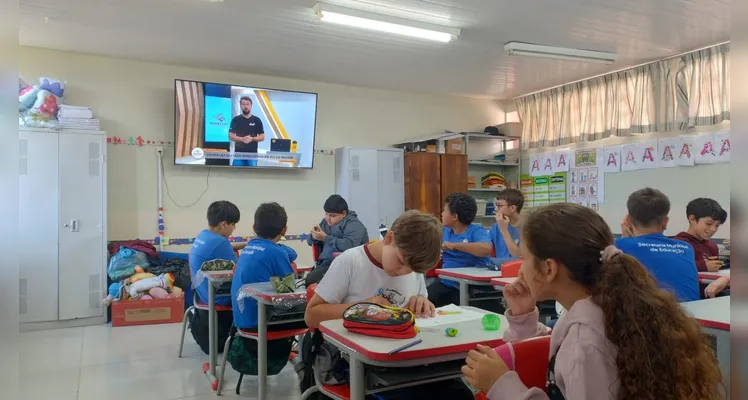Confira a série de registros do amplo trabalho em sala de aula.