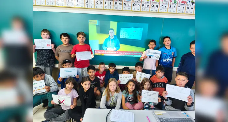 Veja os registros do amplo trabalho em sala de aula.