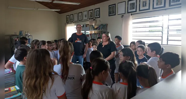 Confira a série de registros do trabalho de leitura realizado na biblioteca.