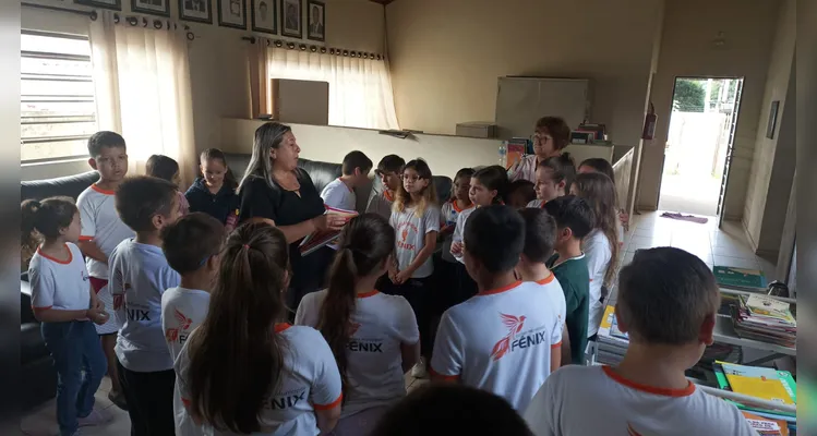 Confira a série de registros do trabalho de leitura realizado na biblioteca.