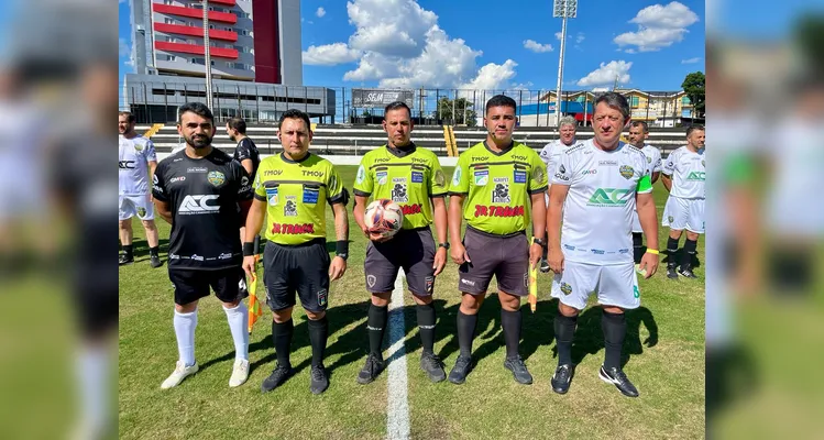 Prefeitos e lideranças municipais participaram de um amistoso especial.