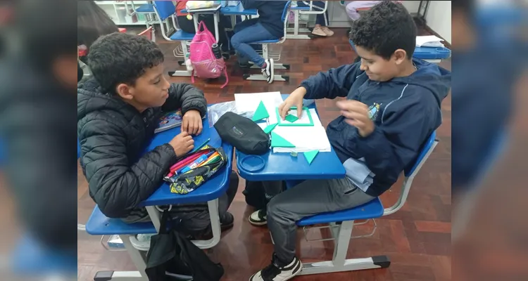 Confira os registros do trabalho em sala de aula.