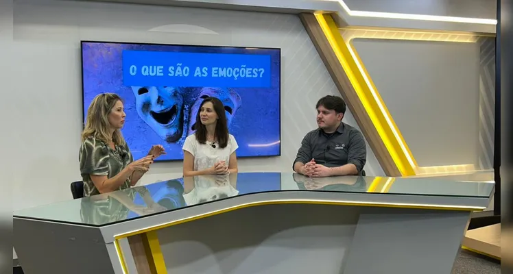 O material buscou orientar educadores em momentos de sobrecarga e stress, oferecendo caminhos para lidar com a cobrança e desgaste mental do cotidiano.