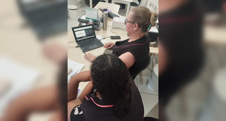 Confira os registros do encontro online com os educadores.