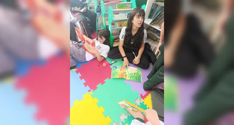 Estudantes têm amplas opções para imergir no mundo mágico da leitura.