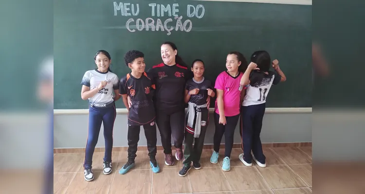 Confira a série de registros dos alunos/torcedores com a proposta 'Meu Time do Coração'.