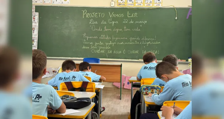 Confira a série de registros e o amplo trabalho realizado pelos alunos dentro e fora da sala de aula.