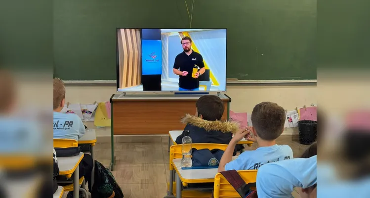 Confira a série de registros e o amplo trabalho realizado pelos alunos dentro e fora da sala de aula.