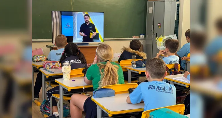 Confira a série de registros e o amplo trabalho realizado pelos alunos dentro e fora da sala de aula.