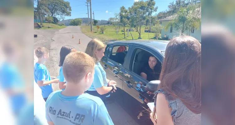 Confira a série de registros e o amplo trabalho realizado pelos alunos dentro e fora da sala de aula.