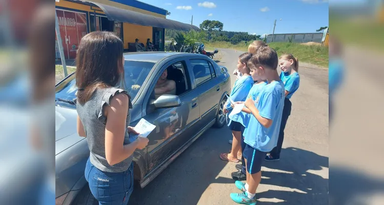 Confira a série de registros e o amplo trabalho realizado pelos alunos dentro e fora da sala de aula.