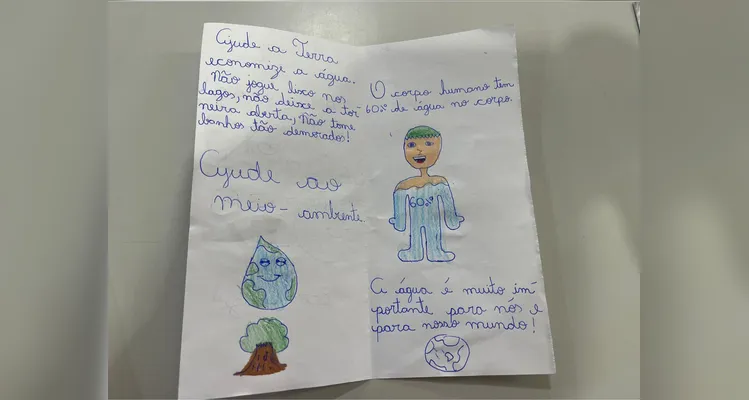 Os alunos também confeccionaram e distribuíram panfletos informativos para colegas e funcionários da escola.