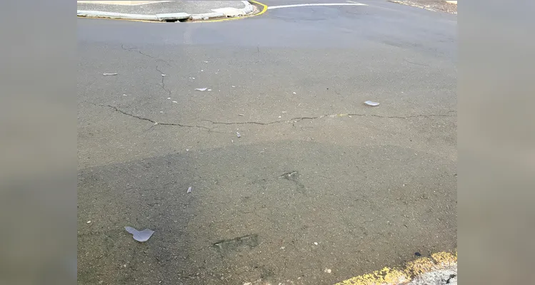 Dois veículos colidem na rua Emílio de Menezes, em Ponta Grossa