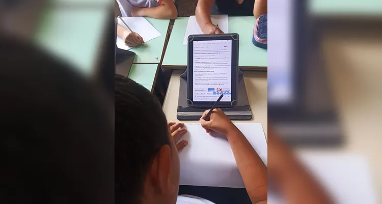 Veja a série de registros do amplo trabalho da classe em diferentes momentos.