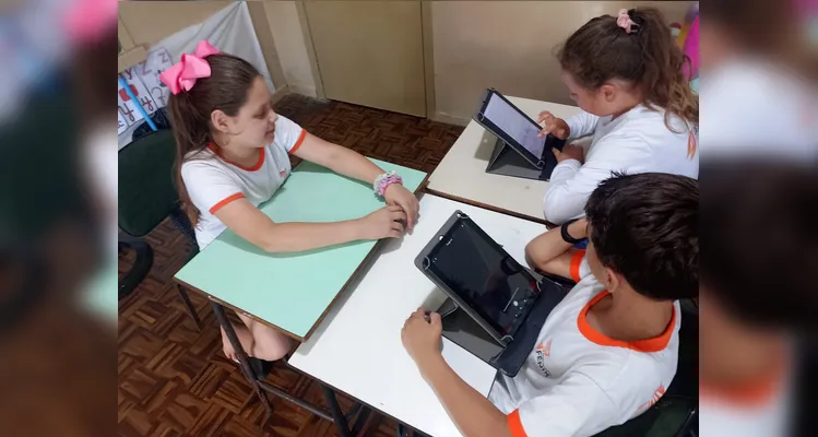 Veja a série de registros do amplo trabalho da classe em diferentes momentos.