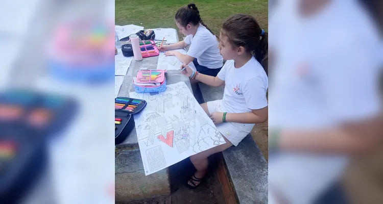 Veja a série de registros do amplo trabalho da classe em diferentes momentos.