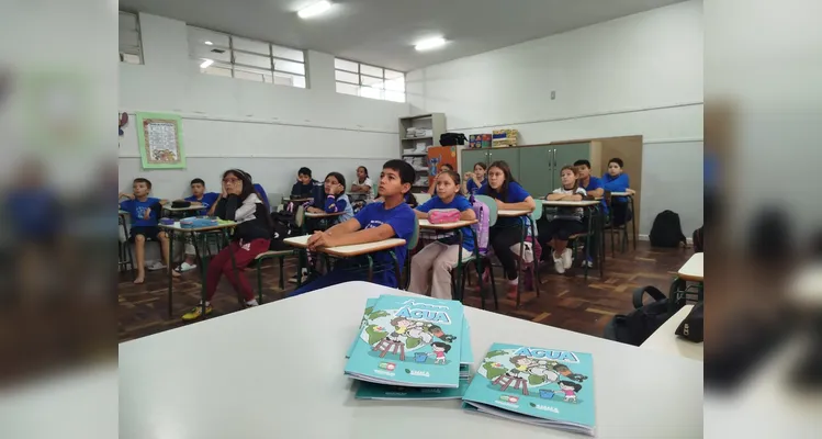 Veja os registros feitos em casa e o trabalho realizado no ambiente escolar.