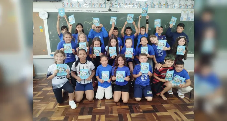 Veja os registros feitos em casa e o trabalho realizado no ambiente escolar.