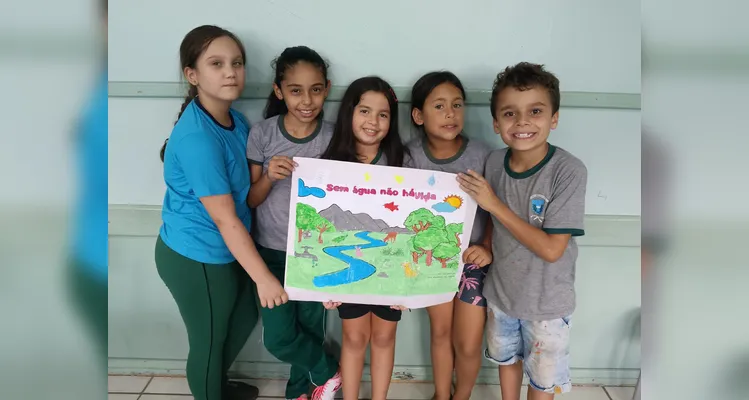 Veja como foi o trabalho em sala de aula.