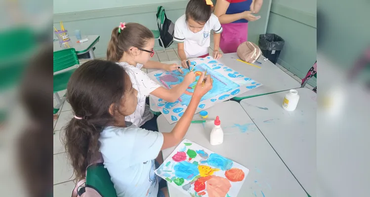 Veja como foi o trabalho em sala de aula.