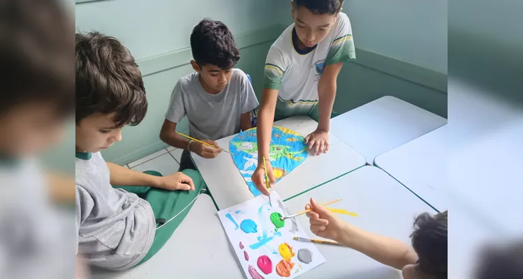 Veja como foi o trabalho em sala de aula.