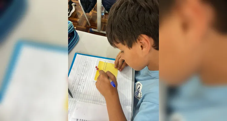 A turma também realizou extensas ações com o gênero textual bilhete.