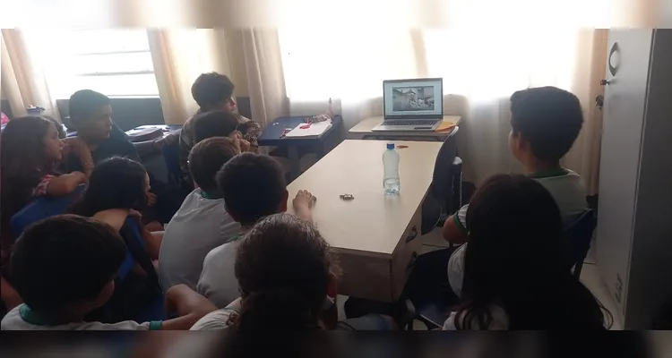 Veja como foi a proposta em sala de aula.