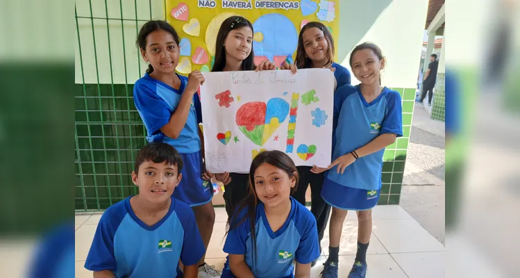 Veja a série de registros do amplo trabalho dos estudantes.