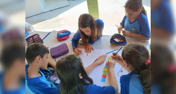 Veja a série de registros do amplo trabalho dos estudantes.