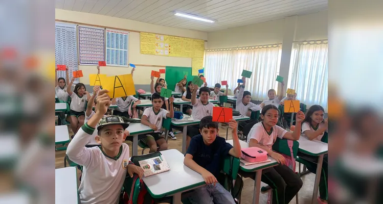 Confira a série de registros do amplo trabalho em sala de aula.