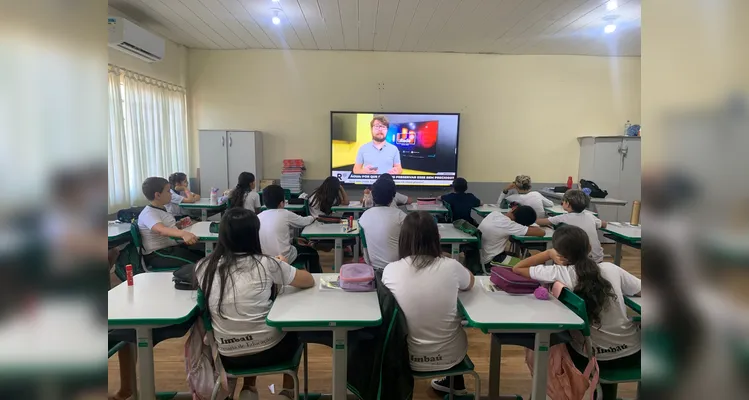 Confira a série de registros do amplo trabalho em sala de aula.